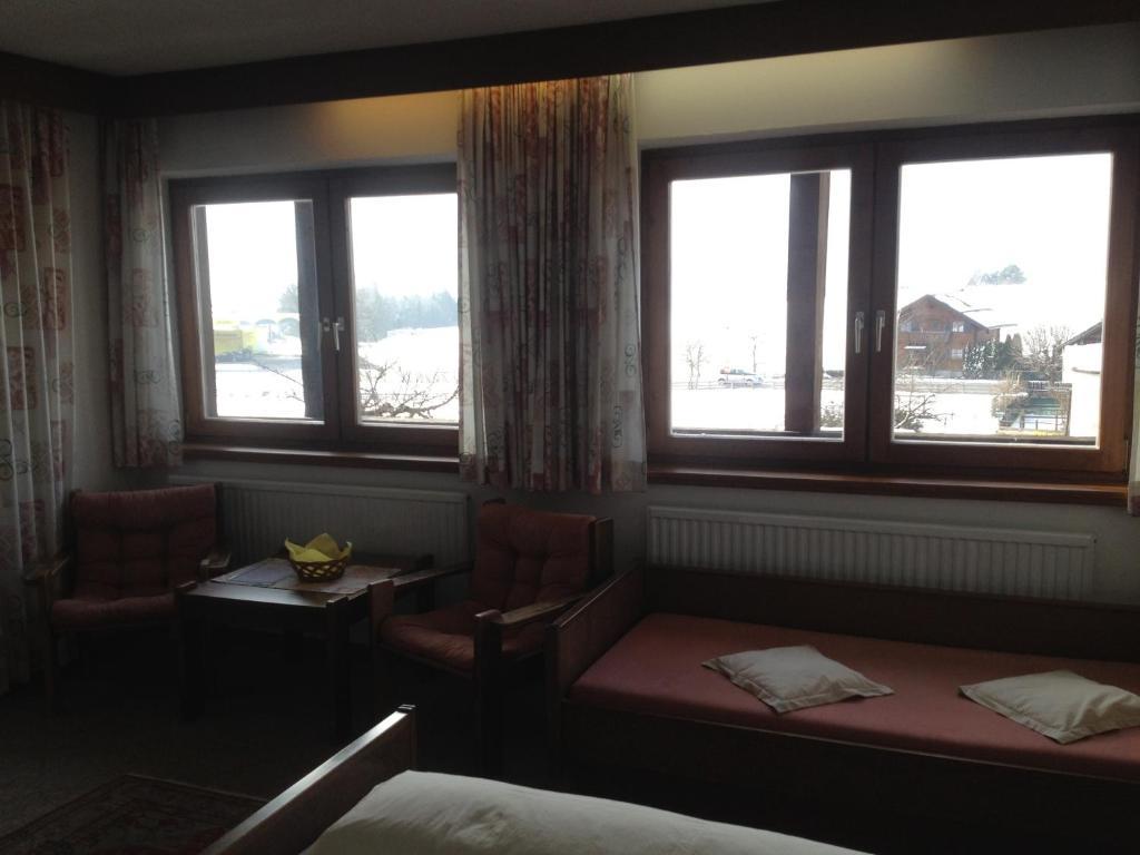 Pension Wallnoefer Mieming Exterior photo